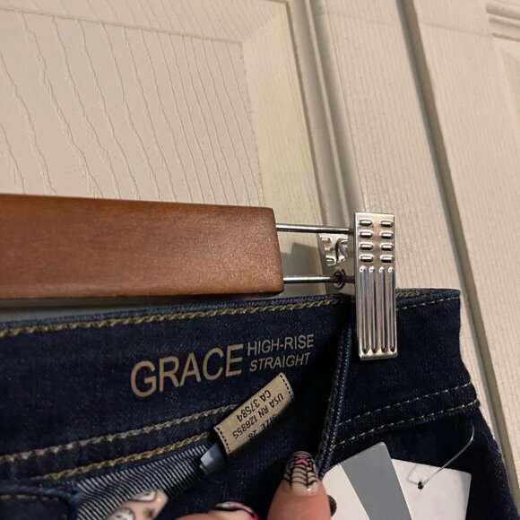 DL1961 Women NWT Dark Grace High-Rise Straight 4Way Stretch 360 Comfort Jeans 28 - Picture 4 of 12